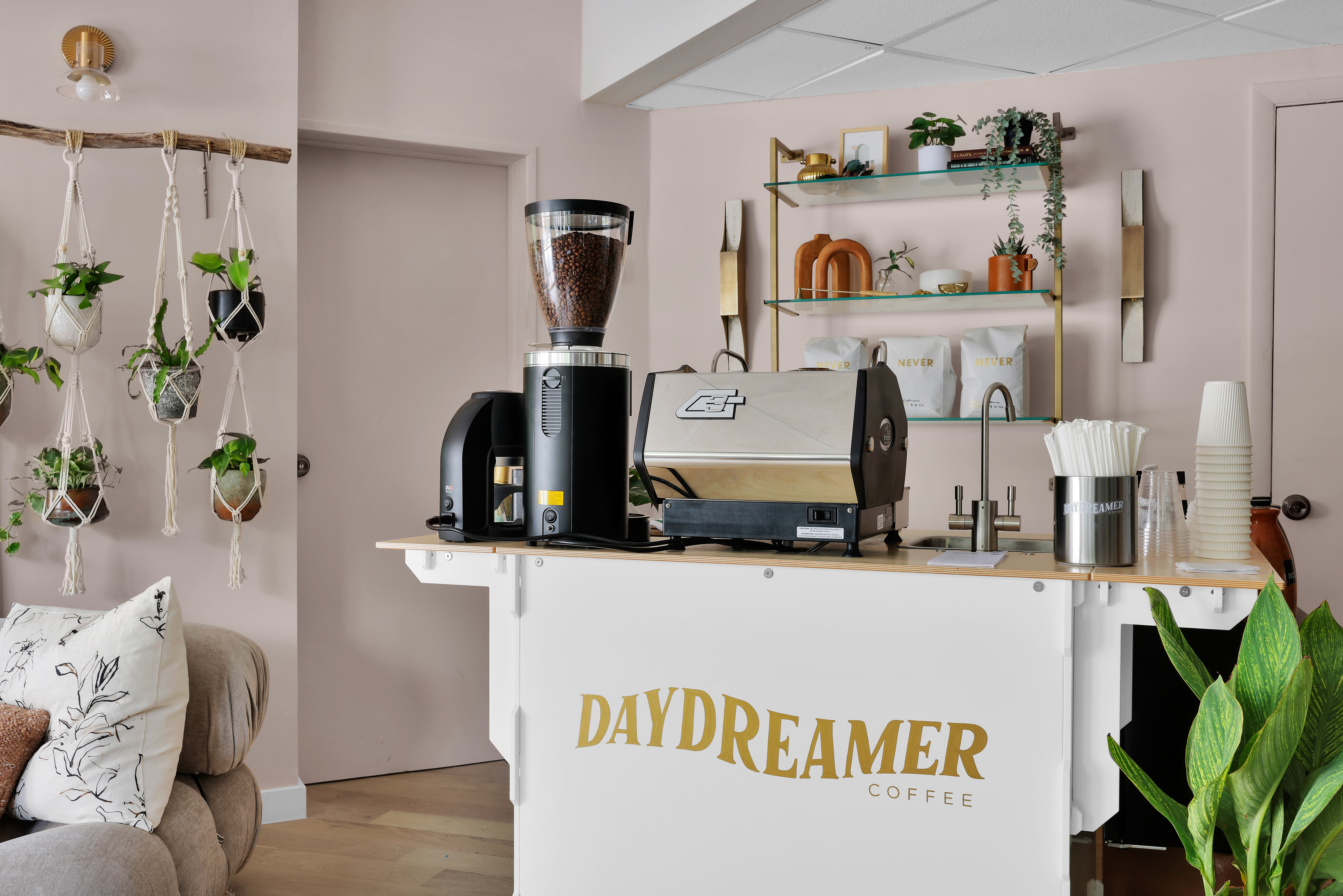 daydreamer coffee sweetwater leasing office