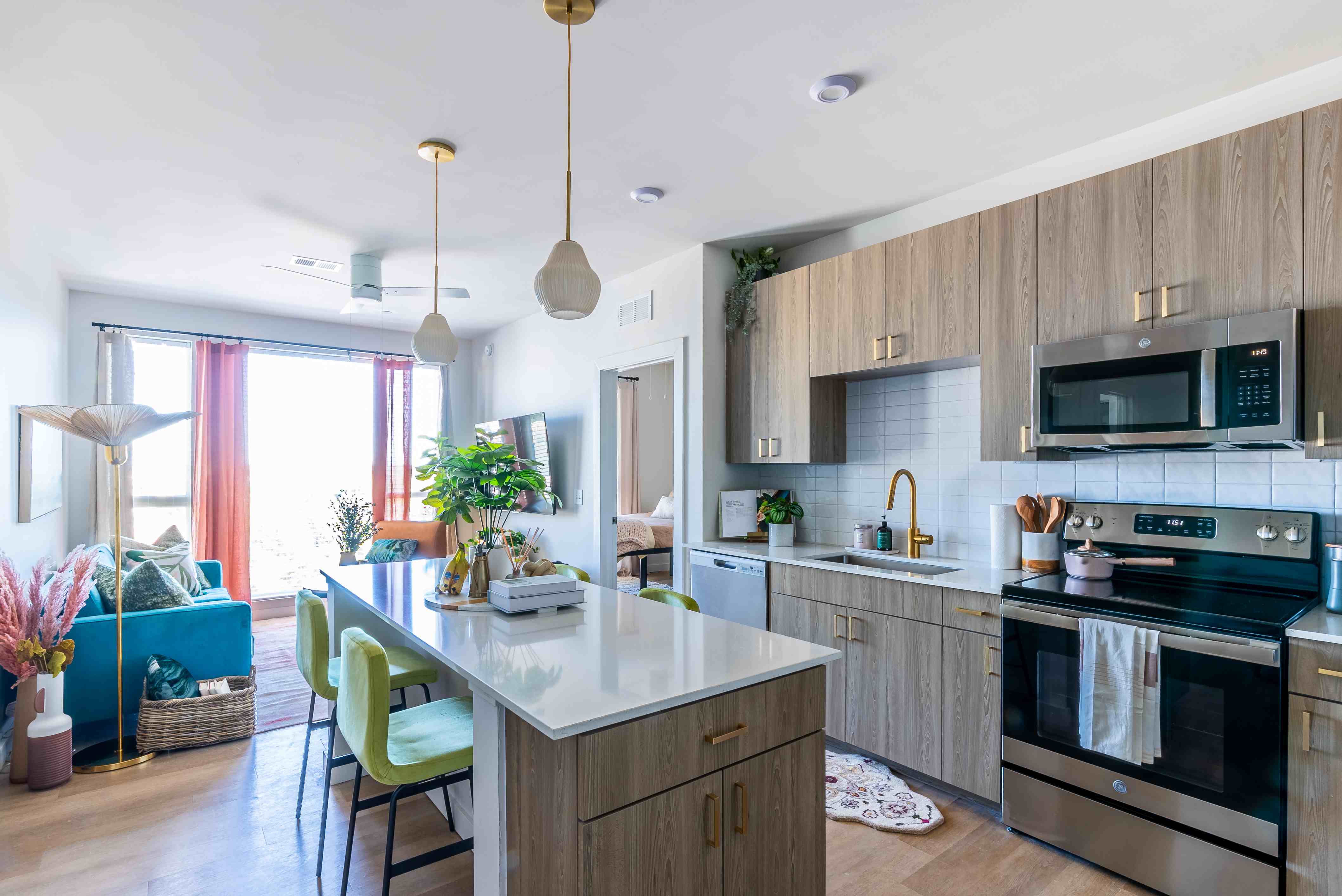 Student Apartment Furniture Planning Guide | Sweetwater